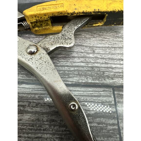 Roadpro Tools Open Stock RPS4028 10 Inch Curved Locking Pliers {L} - Picture 7 of 16